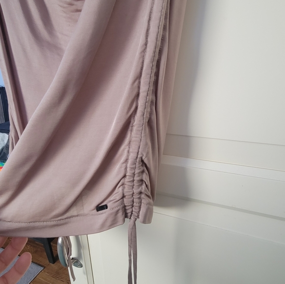 Guess nude top - Picture 3 of 3